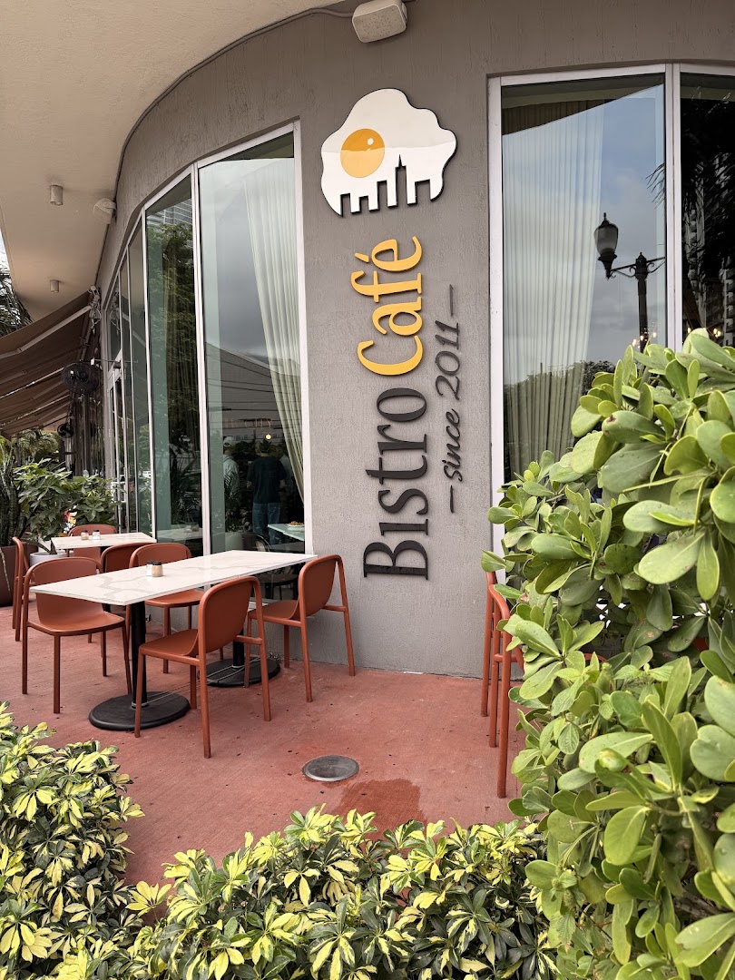 Bistro Café — storefront