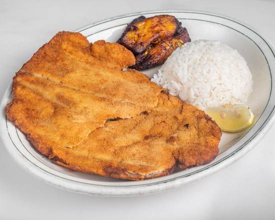Bistec de Cerdo Empanizado*